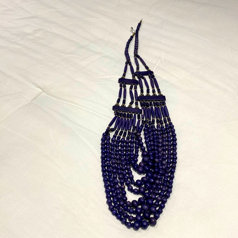 Necklace (multilayered)